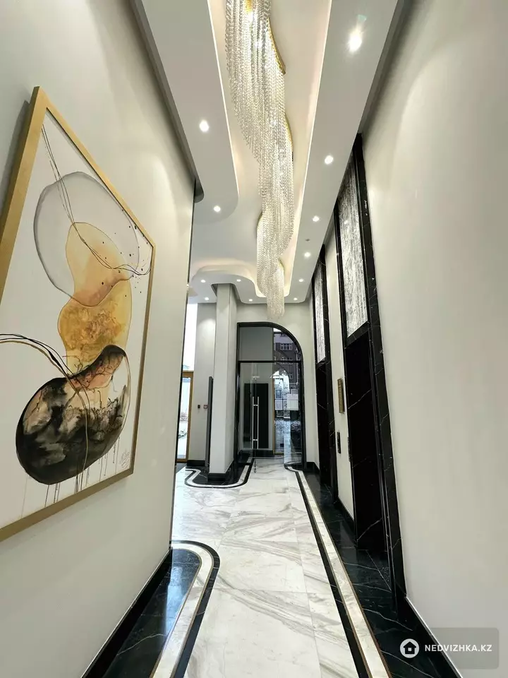 2-комнатная квартира, этаж 5 из 14, 75 м², фотография 5