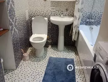2-комнатная квартира, этаж 14 из 21, 64 м², На длительный срок, миниатюра 2