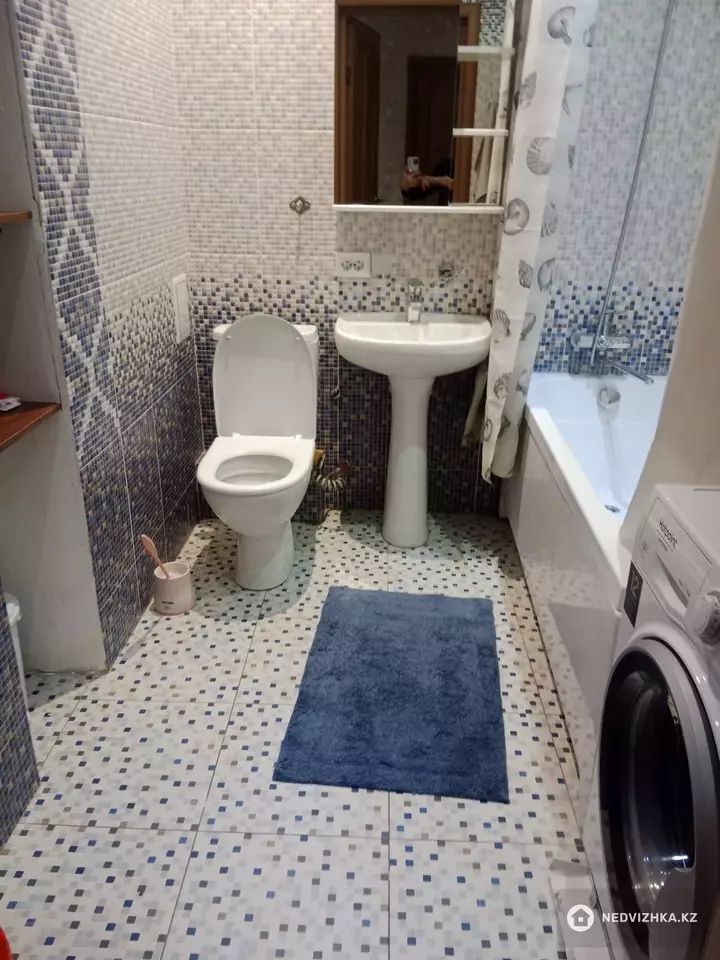 2-комнатная квартира, этаж 14 из 21, 64 м², На длительный срок, фотография 2