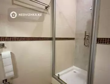 3-комнатная квартира, этаж 4 из 5, 135 м²