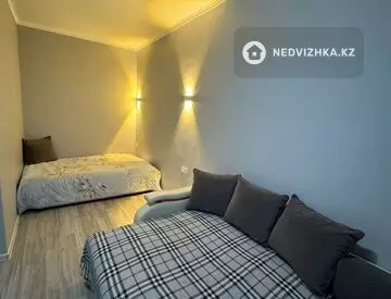 1-комнатная квартира, этаж 9 из 12, 33 м², По часам, миниатюра 1