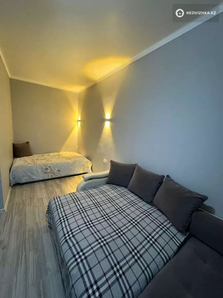 1-комнатная квартира, этаж 9 из 12, 33 м², По часам