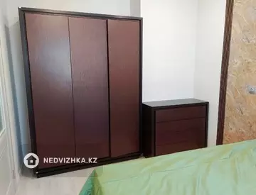 1-комнатная квартира, этаж 5 из 12, 40 м², По часам, миниатюра 2
