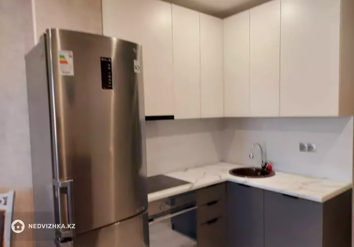 1-комнатная квартира, этаж 5 из 12, 40 м², По часам, фотография 4
