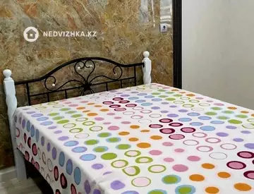 1-комнатная квартира, этаж 5 из 12, 40 м², По часам, миниатюра 1