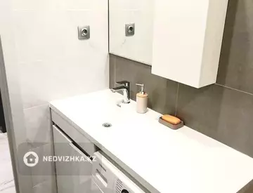 1-комнатная квартира, этаж 5 из 12, 40 м², По часам, миниатюра 11