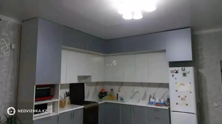 6-комнатный дом, 6 соток, 235 м², фотография 2