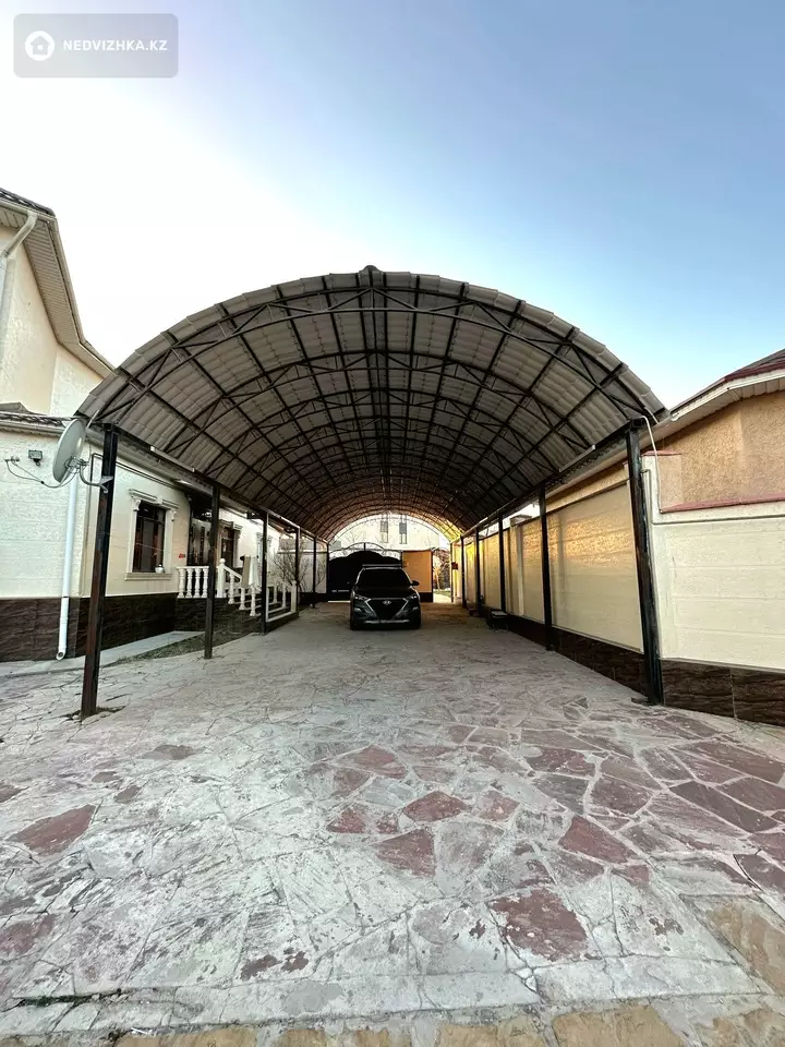 5-комнатный дом, 15 соток, 470 м², фотография 4