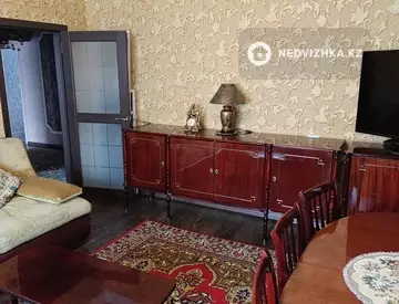 3-комнатная квартира, этаж 5 из 5, 64 м², миниатюра 3