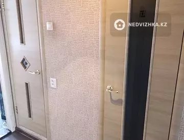 3-комнатная квартира, этаж 5 из 5, 64 м², миниатюра 10