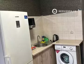 1-комнатная квартира, этаж 4 из 5, 29 м², Посуточно, миниатюра 5