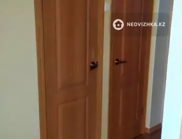 4-комнатная квартира, этаж 1 из 5, 100 м²