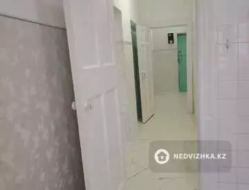 2-комнатная квартира, этаж 1 из 2, 60 м², миниатюра 6