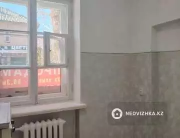 2-комнатная квартира, этаж 1 из 2, 60 м², миниатюра 1