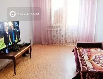 3-комнатная квартира, этаж 1 из 9, 55 м²