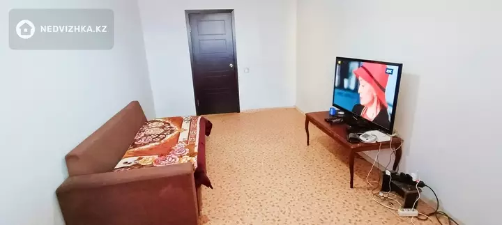 3-комнатная квартира, этаж 1 из 9, 55 м², фотография 3