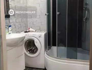 1-комнатная квартира, этаж 3 из 3, 43 м², Посуточно