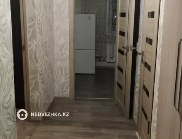 1-бөлмелі пәтер, қабат 3 барлық қабат саны 3, 43 м², Посуточно, 8-нобай