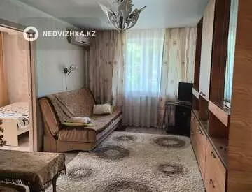 2-комнатная квартира, этаж 1 из 3, 46 м², Посуточно