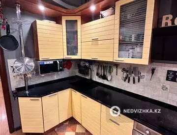 3-бөлмелі пәтер, қабат 12 барлық қабат саны 15, 110 м², 6-нобай