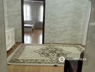 3-комнатная квартира, этаж 7 из 12, 125 м², миниатюра 1