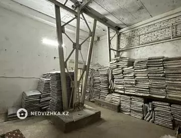 Орынжай, 2 қабат, 2 400 м², 12-нобай