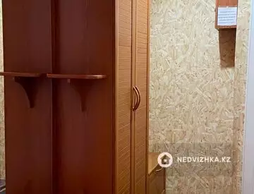 1-комнатная квартира, этаж 1 из 3, 34 м², Посуточно, миниатюра 8