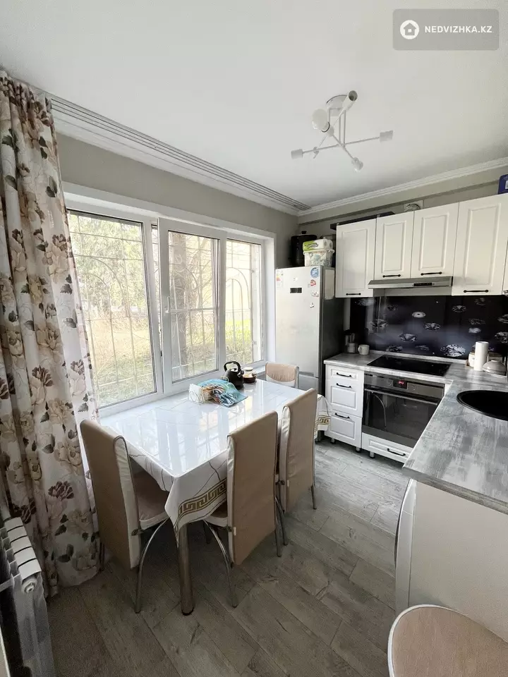 2-комнатная квартира, этаж 1 из 5, 48 м², фотография 5