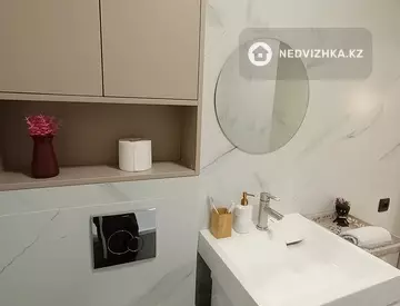2-комнатная квартира, этаж 19 из 14, 43 м², Посуточно, миниатюра 8
