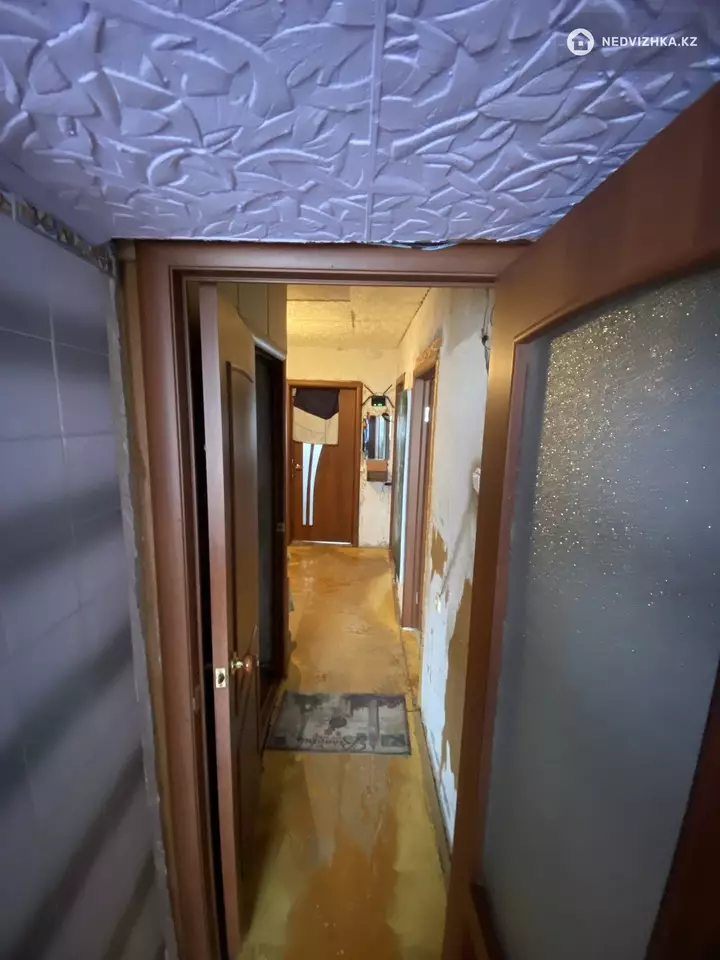 3-комнатная квартира, этаж 3 из 5, 62 м², фотография 4