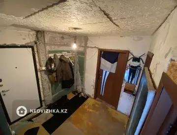 3-комнатная квартира, этаж 3 из 5, 62 м², миниатюра 6