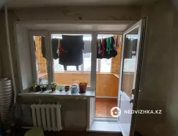 3-комнатная квартира, этаж 3 из 5, 62 м², миниатюра 10