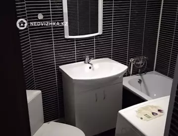 1-комнатная квартира, этаж 9 из 9, 33 м², миниатюра 2