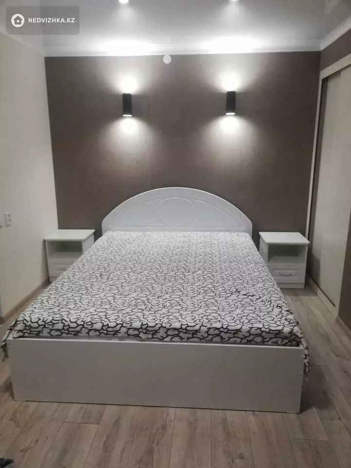 1-комнатная квартира, этаж 3 из 4, 32 м², По часам, фотография 2