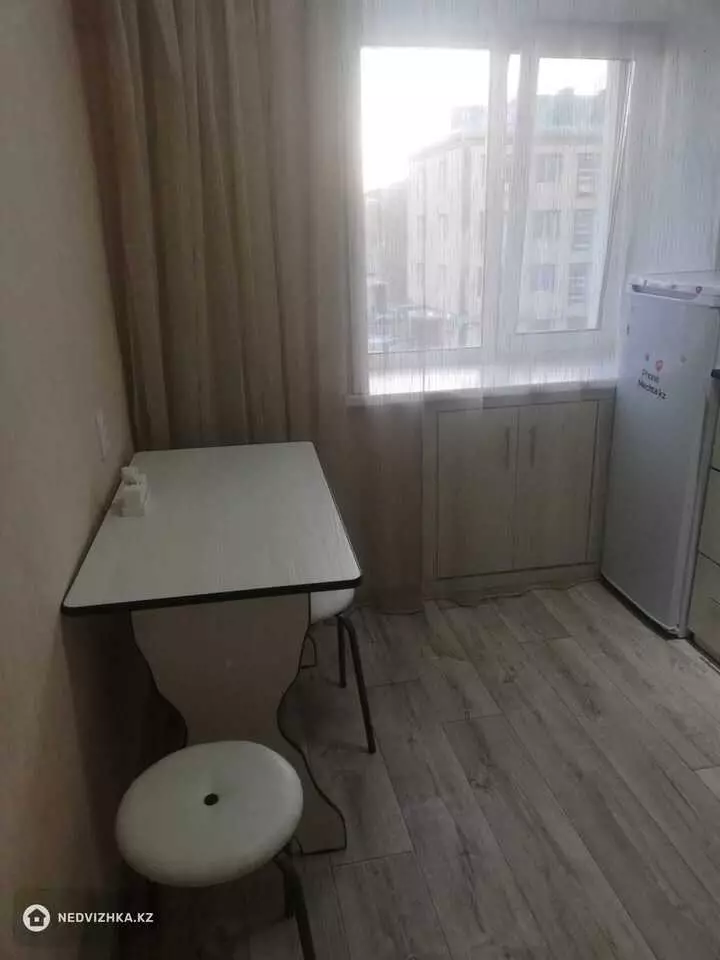 1-комнатная квартира, этаж 3 из 4, 32 м², По часам, фотография 4
