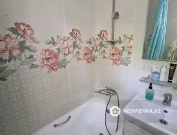 3-комнатная квартира, этаж 2 из 5, 70 м², миниатюра 9