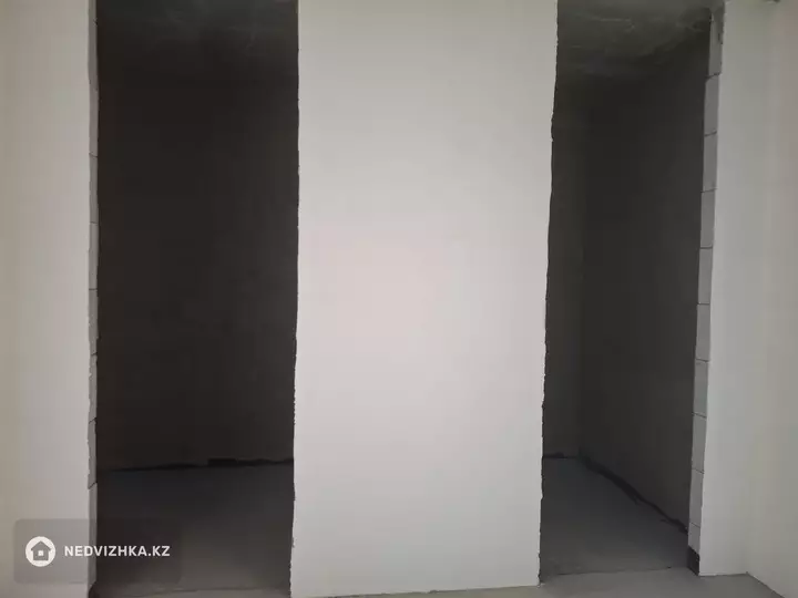 3-комнатная квартира, этаж 9 из 9, 78 м², фотография 4