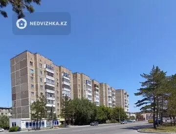 3-комнатная квартира, этаж 7 из 9, 64 м², миниатюра 1