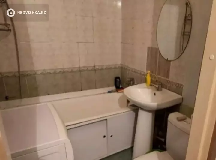 1-комнатная квартира, этаж 1 из 5, 31 м², Посуточно, фотография 3