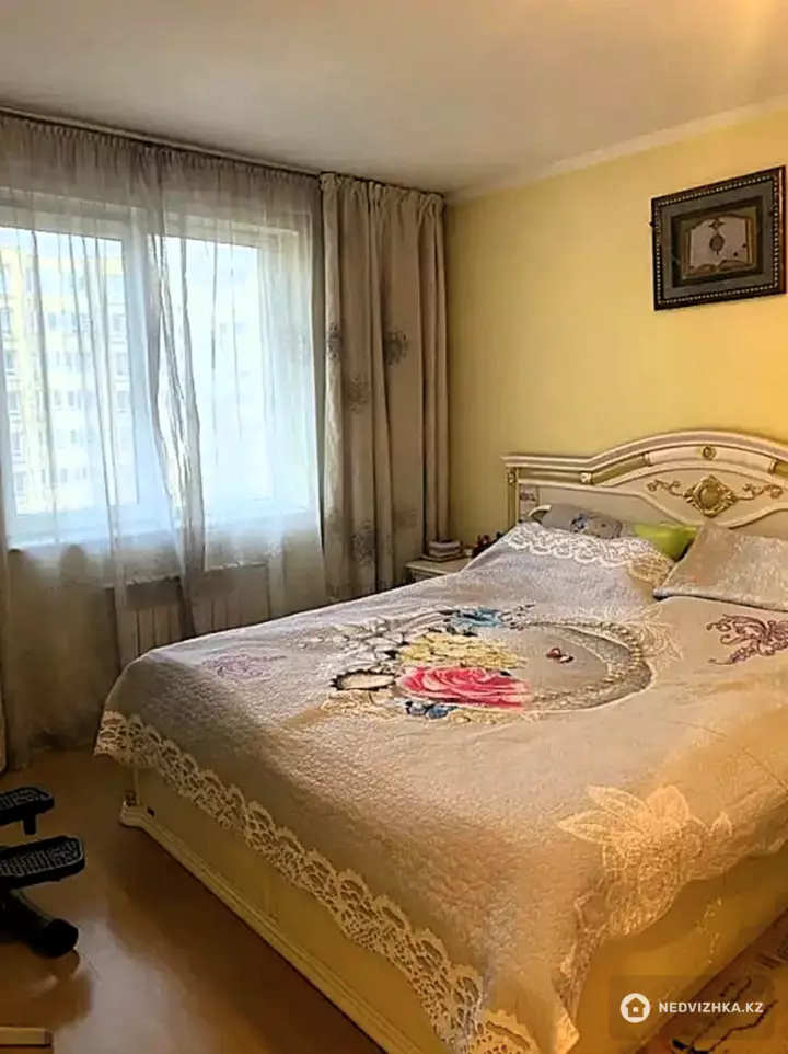2-комнатная квартира, этаж 6 из 9, 62 м², фотография 2