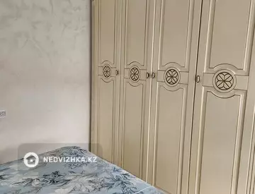 3-комнатная квартира, этаж 3 из 5, 51 м², На длительный срок