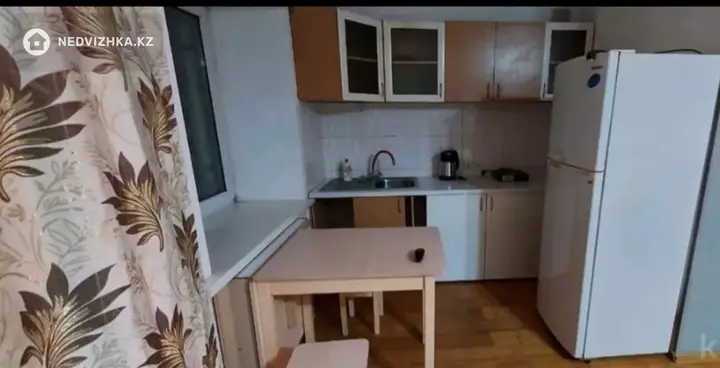 1-комнатная квартира, этаж 1 из 5, 30 м², По часам, фотография 2