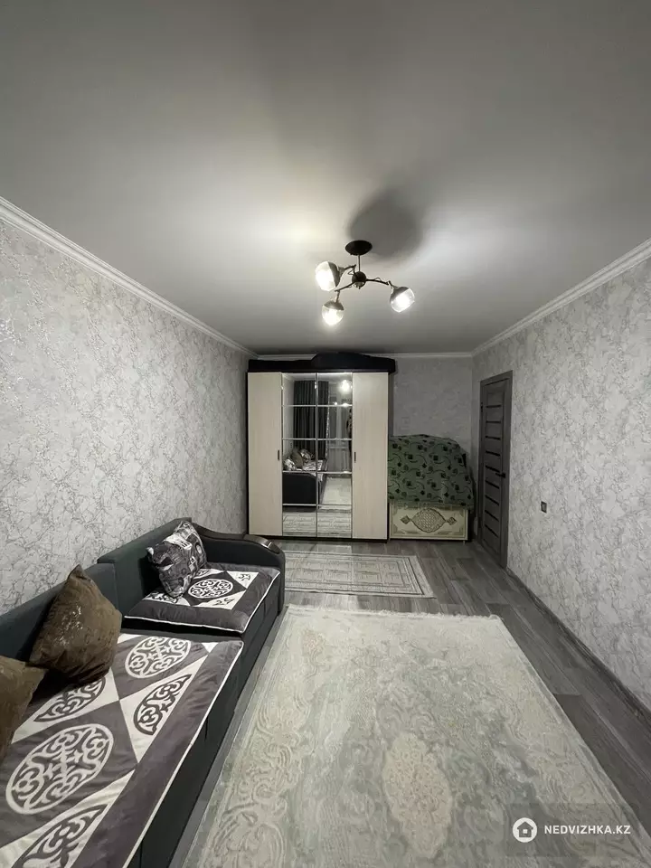 3-комнатная квартира, этаж 3 из 5, 67 м², фотография 2