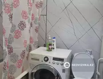 2-комнатная квартира, этаж 5 из 5, 40 м², По часам