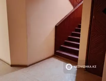 3-комнатная квартира, этаж 2 из 2, 44 м², миниатюра 10