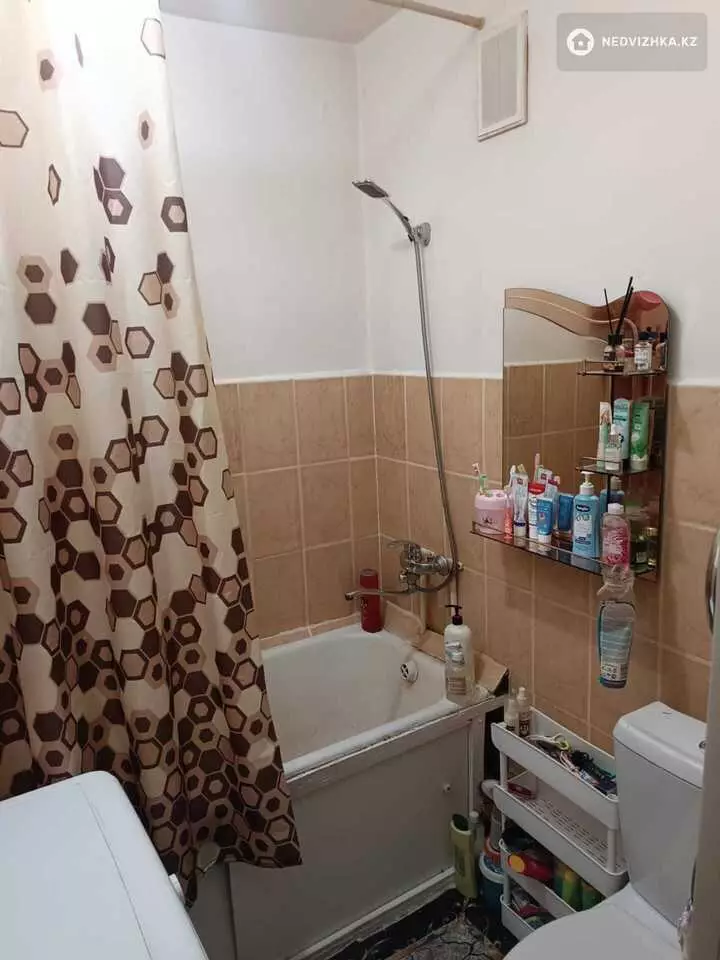 1-комнатная квартира, этаж 5 из 5, 33 м², фотография 2