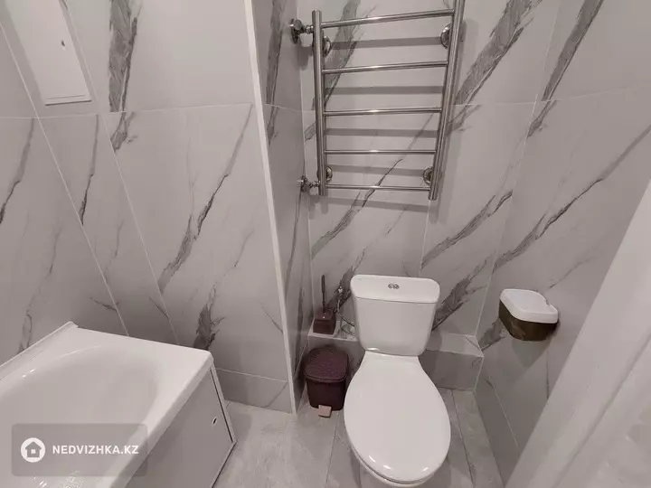 1-комнатная квартира, этаж 2 из 10, 28 м², фотография 5