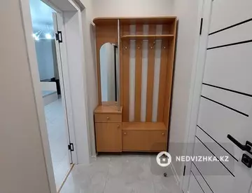 1-комнатная квартира, этаж 2 из 10, 28 м², миниатюра 6