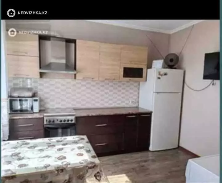 6-комнатный дом, 8 соток, 100 м², фотография 2