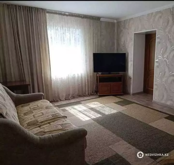 6-комнатный дом, 8 соток, 100 м², фотография 4